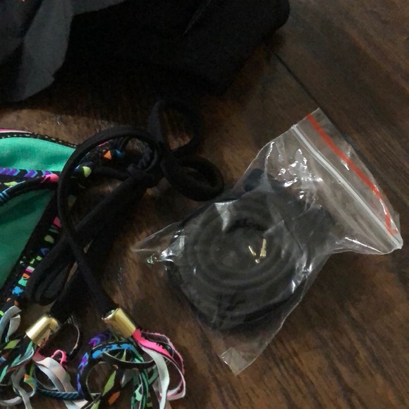 Bikini - Picture 6 of 6